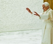 Benedetto XVI: Gardini, amico della cooperazione, ci uniamo al dolore della Chiesa