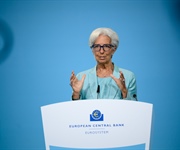 Bce lascia i tassi invariati dopo 8 tagli