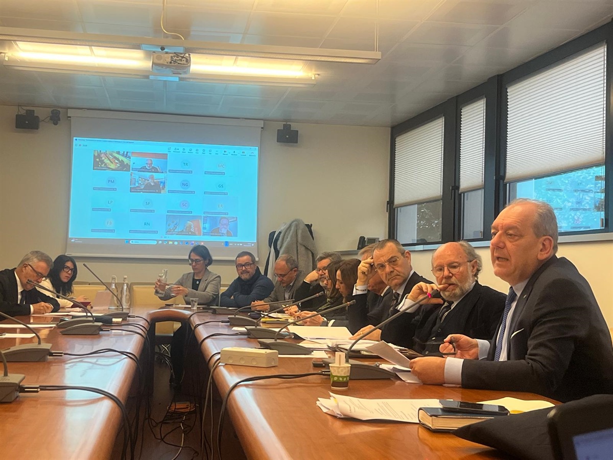 Tagli UE alla pesca, Italia compatta: cooperative e governo preparano documento unico per Agrifish