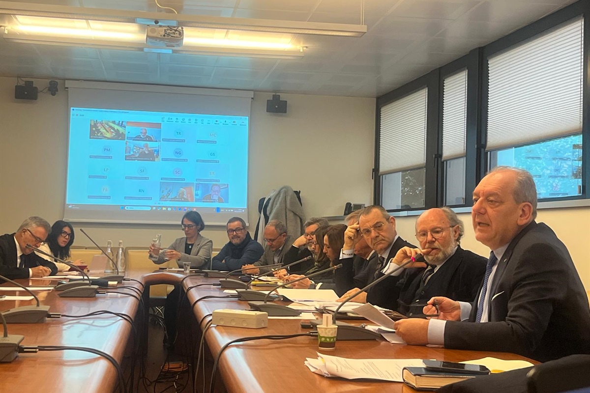 Tagli UE alla pesca, Italia compatta: cooperative e governo preparano documento unico per Agrifish