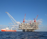 Economia globale, tensioni geopolitiche spingono energia e incertezza