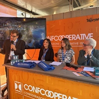 Festival Economia 26: Lavoro e pensioni sulle montagne russe, chi si ritira oggi prende l'81,5% dello stipendio, nel 2060 sarà il 64,8%