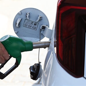 Carburanti, le imprese chiedono misure anche per il trasporto pubblico non di linea
