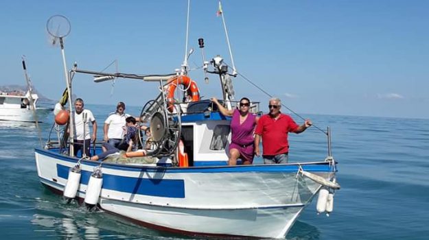 Pesca: Alleanza Cooperative, l’Europa ci sta affondando, il governo intervenga, a rischio 35.000 occupati